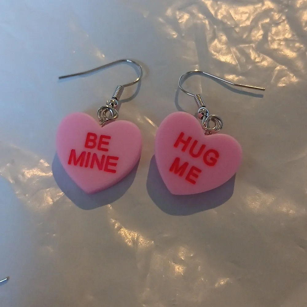 Valentine'S Day Resin Heart Earrings - Picture 5 of 6